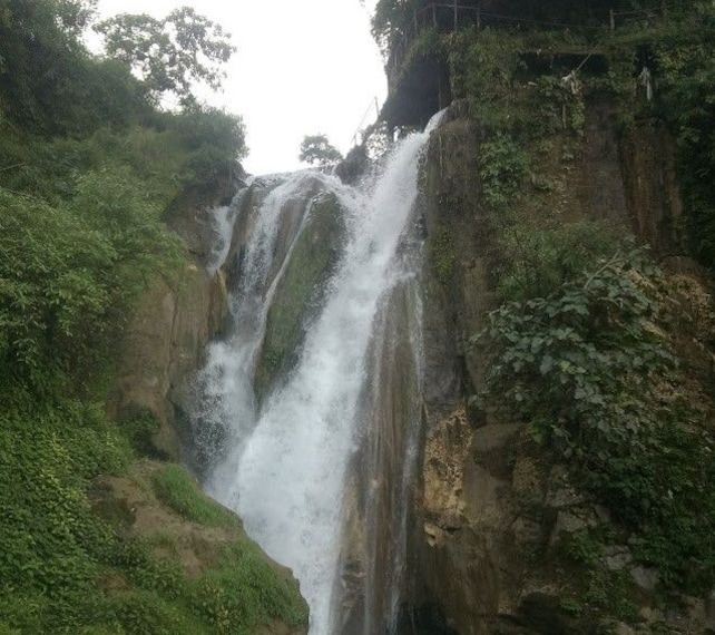 Mussoorie Bhatta Falls_2